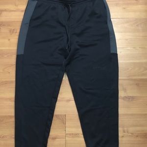 Oakley Joggers